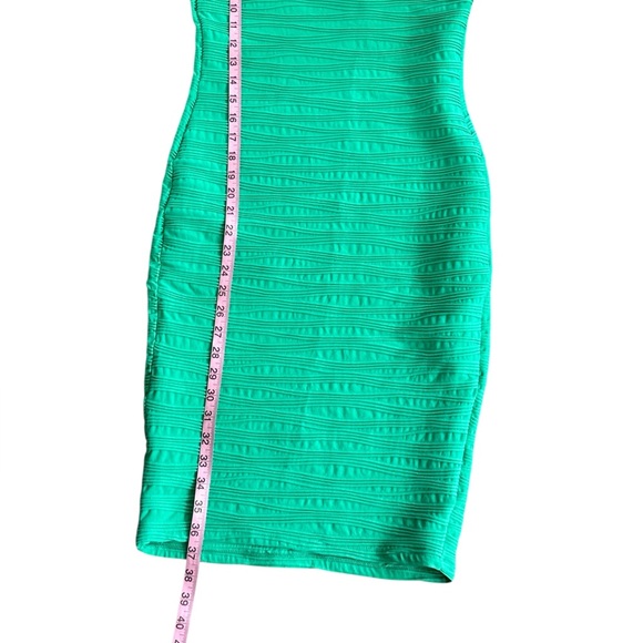 ASOS Green Ribbed Bodycon Midi Dress Size US 8 Scoop Neck Stretch - Picture 6 of 9